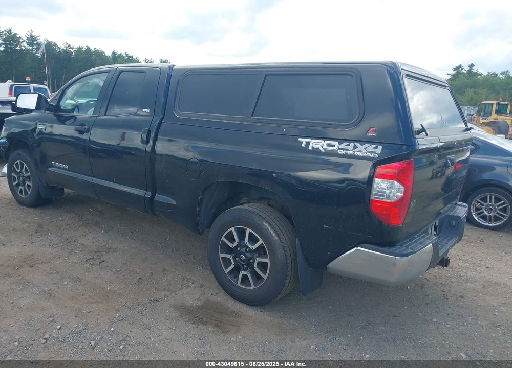2015 TOYOTA TUNDRA SR5 5.7L V8 VIN: 5TFUY5F18FX428454