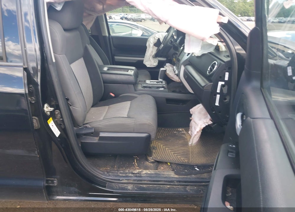 2015 TOYOTA TUNDRA SR5 5.7L V8 VIN: 5TFUY5F18FX428454