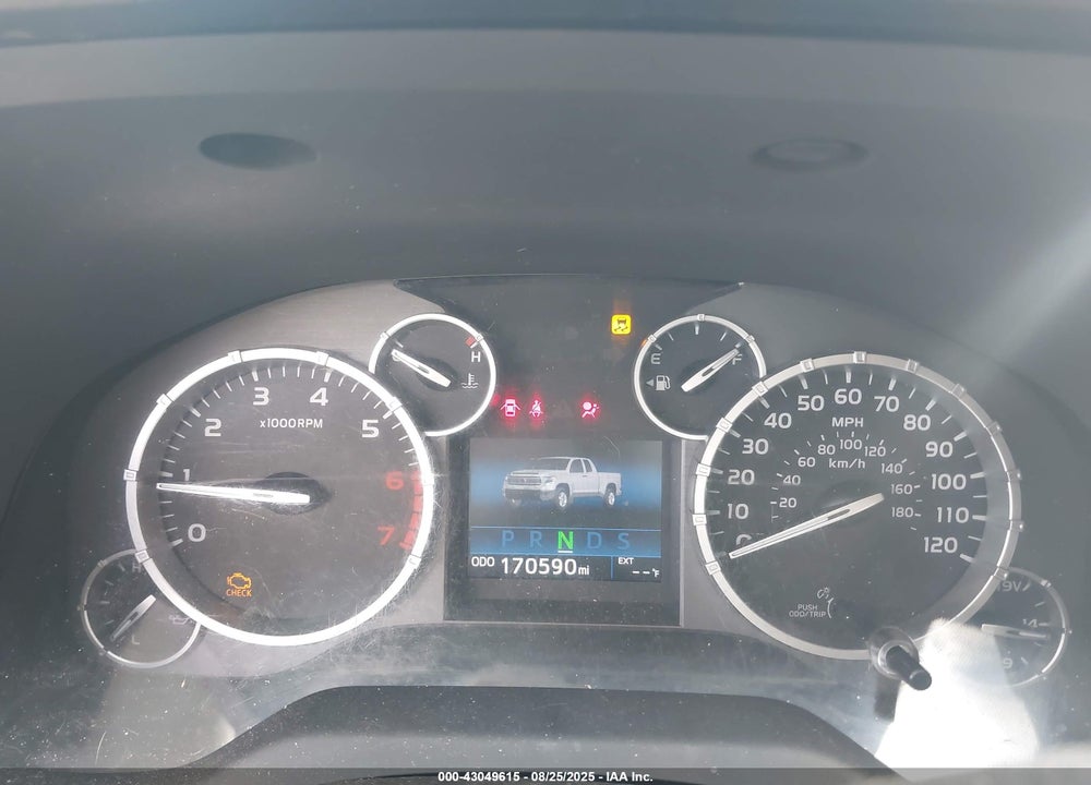 2015 TOYOTA TUNDRA SR5 5.7L V8 VIN: 5TFUY5F18FX428454