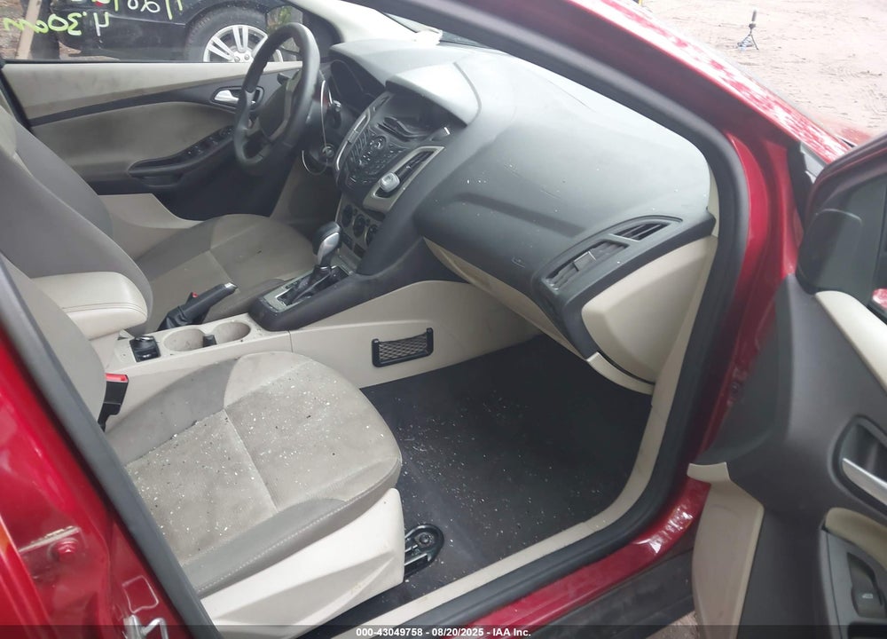 2014 FORD FOCUS VIN: 1FADP3K29EL437178