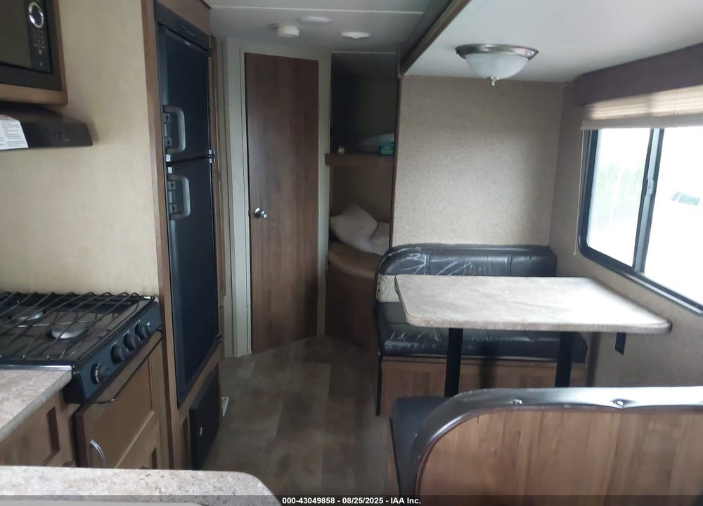 2018 GULFSTREAM OTHER VIN: 1NL1G3026J1129921