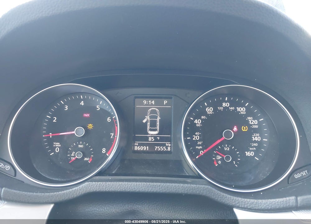 2017 VOLKSWAGEN PASSAT VIN: 1VWAT7A33HC010140