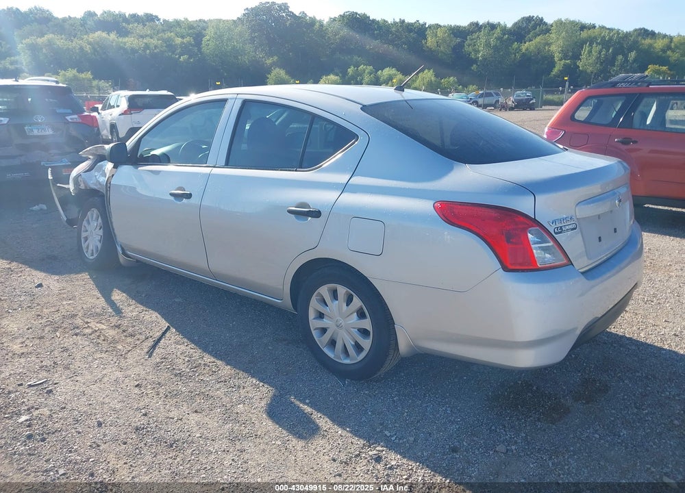 2015 NISSAN VERSA VIN: 3N1CN7AP8FL889891