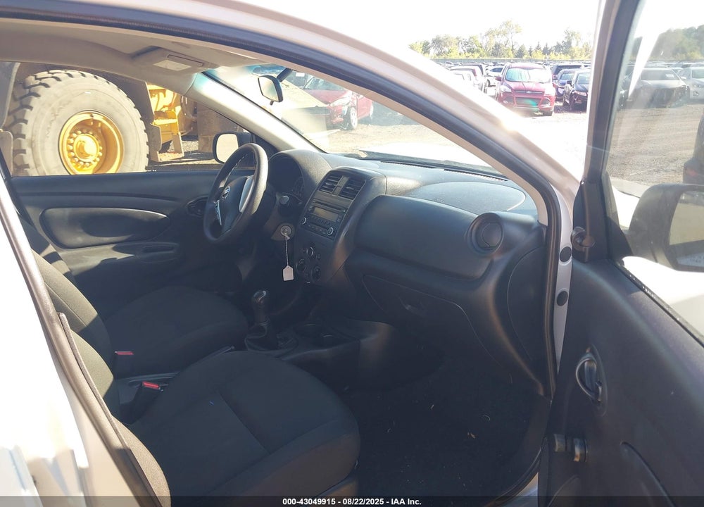 2015 NISSAN VERSA VIN: 3N1CN7AP8FL889891