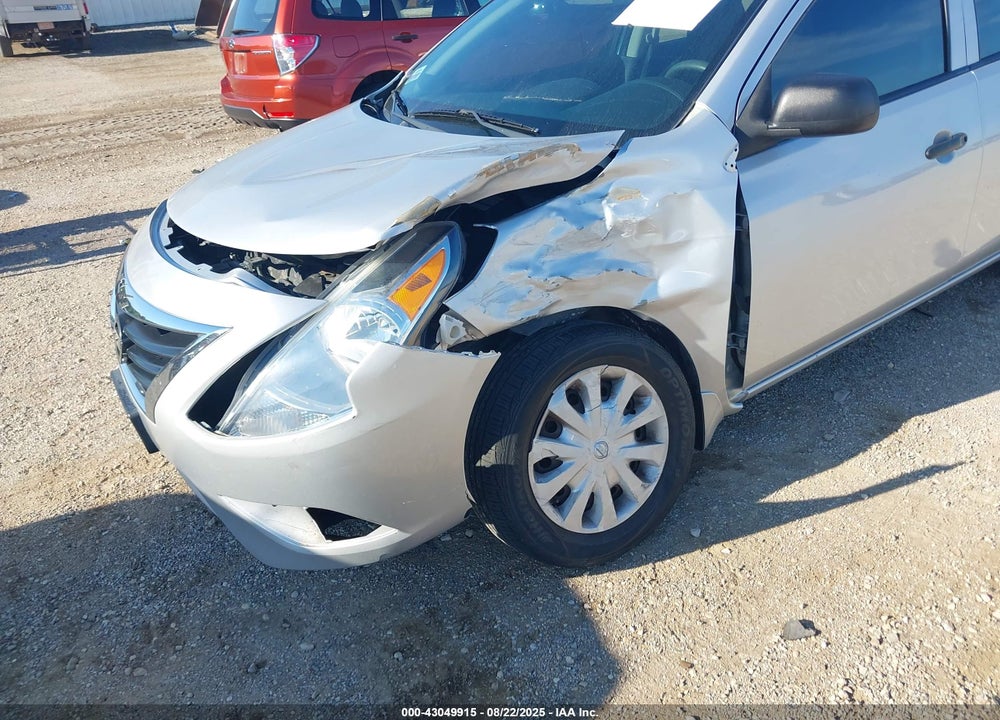 2015 NISSAN VERSA VIN: 3N1CN7AP8FL889891