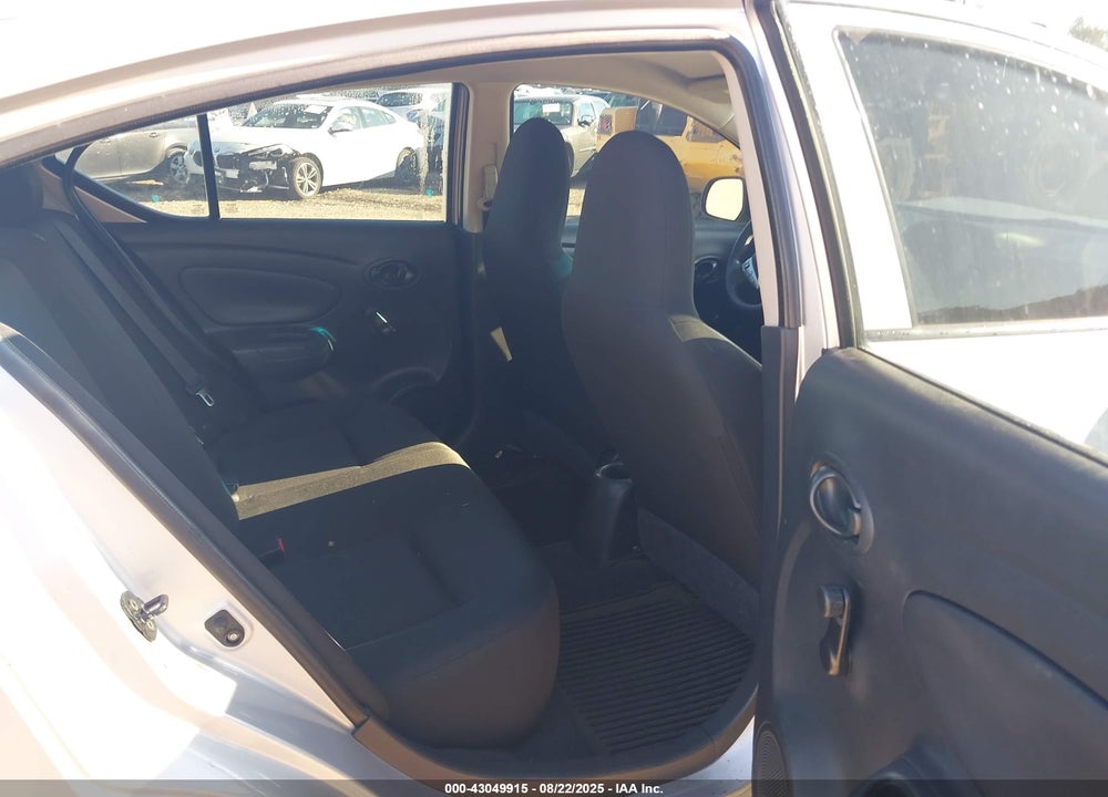 2015 NISSAN VERSA VIN: 3N1CN7AP8FL889891