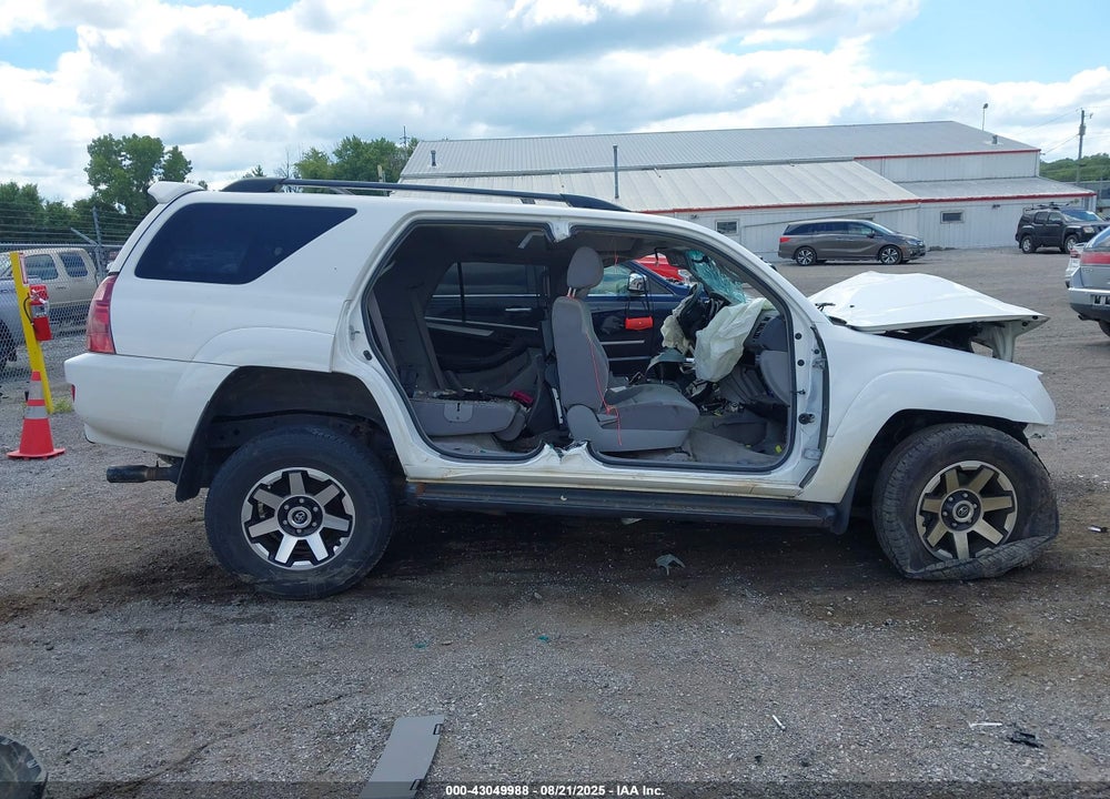 2004 TOYOTA 4RUNNER SR5 V6 VIN: JTEBU14R740046499