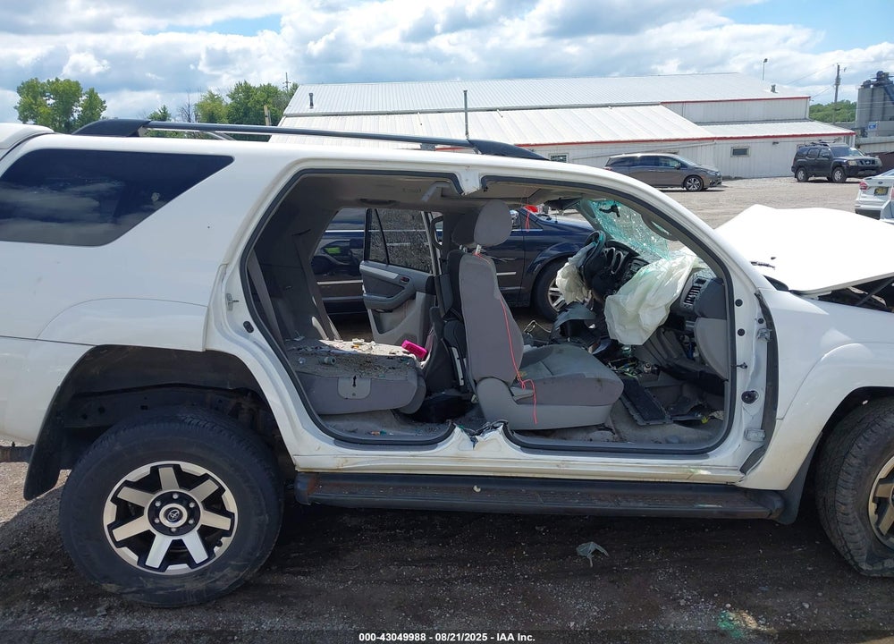 2004 TOYOTA 4RUNNER SR5 V6 VIN: JTEBU14R740046499