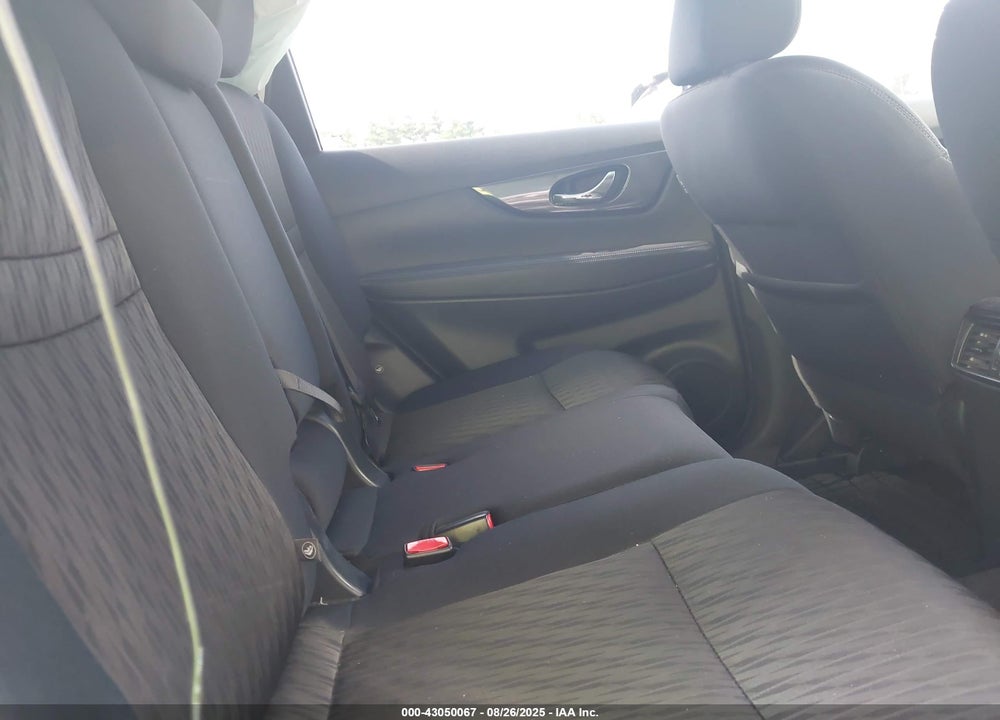 2018 NISSAN ROGUE VIN: 5N1AT2MV5JC775144
