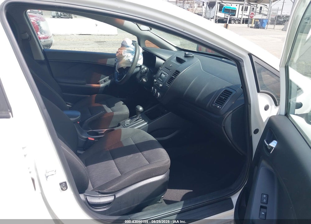 2016 KIA FORTE VIN: KNAFK4A67G5579173