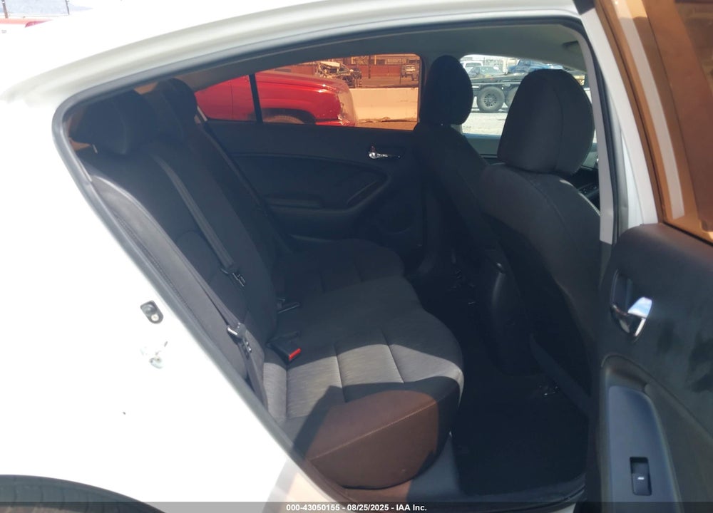 2016 KIA FORTE VIN: KNAFK4A67G5579173