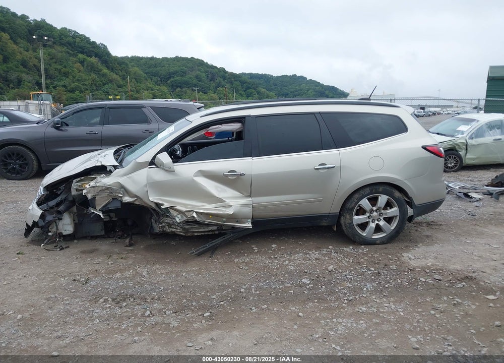 2017 CHEVROLET TRAVERSE VIN: 1GNKVGKD6HJ202020