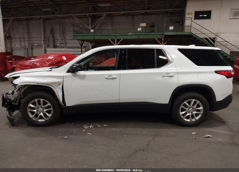 2018 CHEVROLET TRAVERSE VIN: 1GNEVFKW6JJ133733