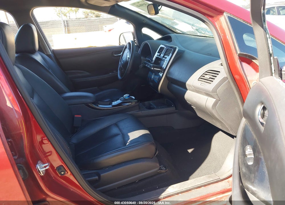 2013 NISSAN LEAF SL VIN: 1N4AZ0CP5DC405641