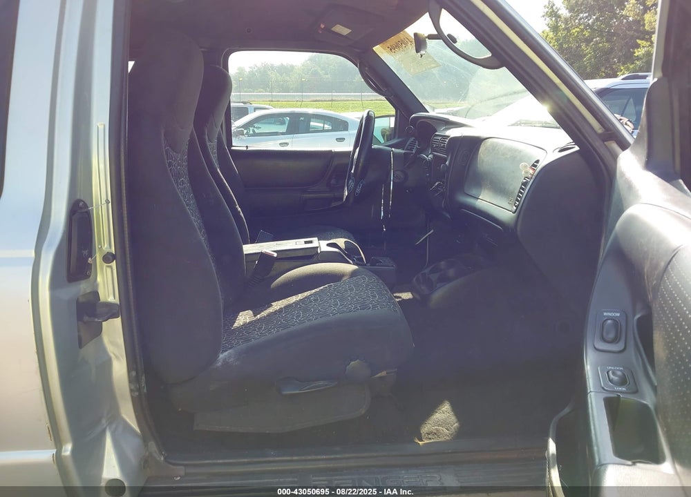 1999 RANGER FORD  XL/XLT VIN: 1FTZR15V6XPB29093