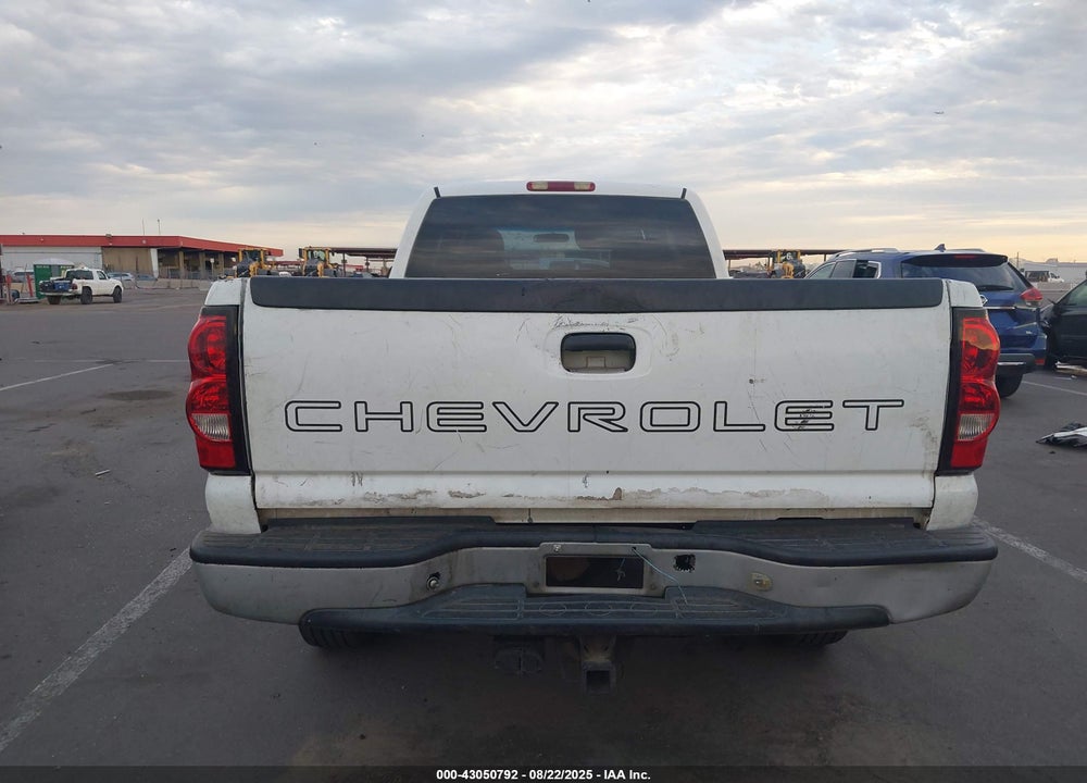 2004 CHEVROLET SILVERADO 2500HD WORK TRUCK VIN: 1GCHC29UX4E153487
