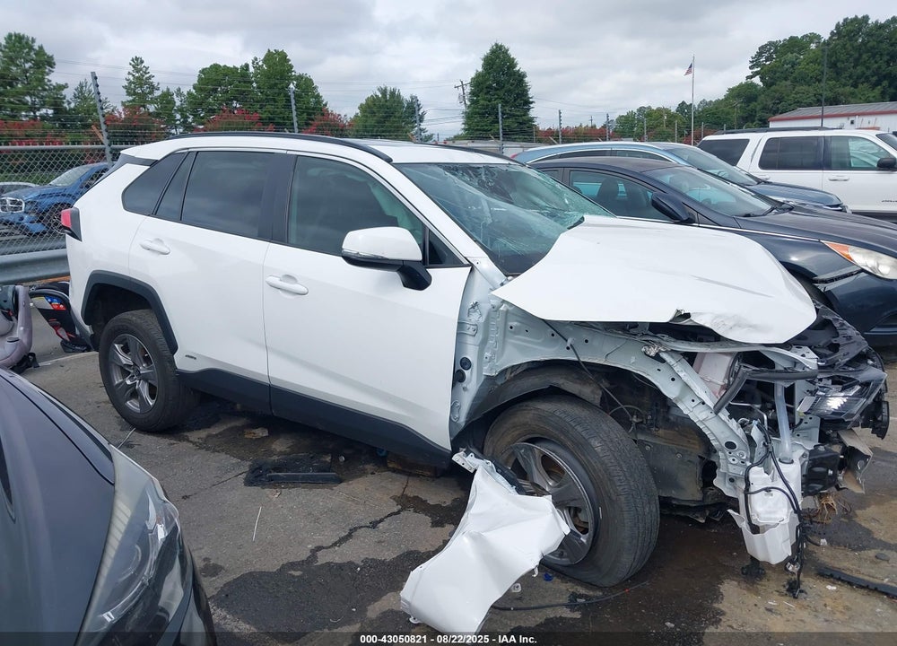2024 TOYOTA RAV4 HYBRID XLE VIN: 4T3RWRFV7RU115555