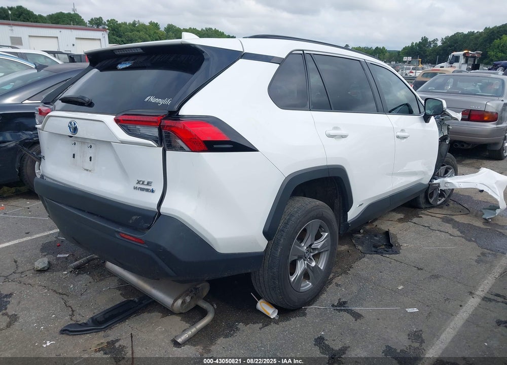 2024 TOYOTA RAV4 HYBRID XLE VIN: 4T3RWRFV7RU115555