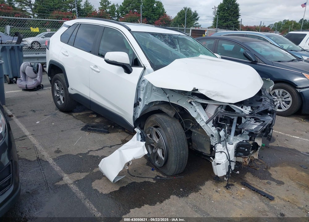 2024 TOYOTA RAV4 HYBRID XLE VIN: 4T3RWRFV7RU115555