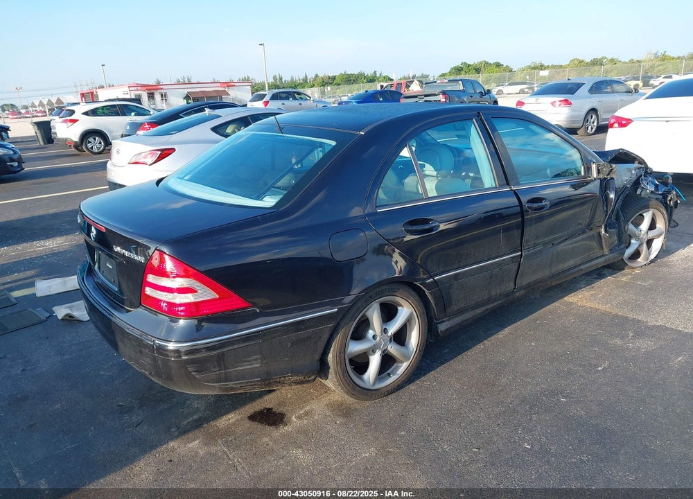 2005 MERCEDES-BENZ C 230 KOMPRESSOR SPORT VIN: WDBRF40J05F679910