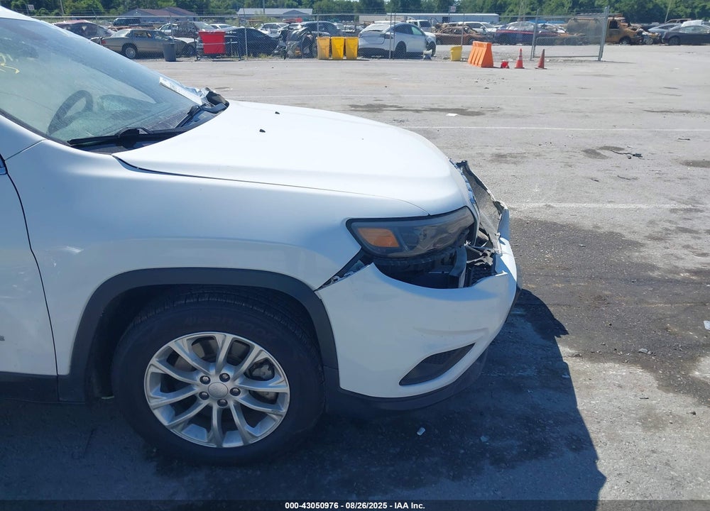 2019 JEEP CHEROKEE LATITUDE FWD VIN: 1C4PJLCB5KD205254