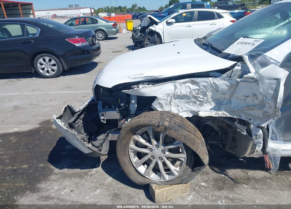 2019 JEEP CHEROKEE LATITUDE FWD VIN: 1C4PJLCB5KD205254