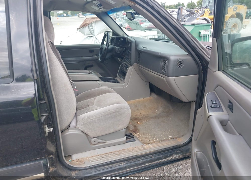 2006 CHEVROLET TAHOE LS VIN: 1GNEK13T76J104443