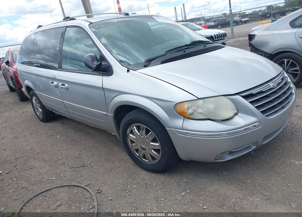 2005 CHRYSLER TOWN & COUNTRY LIMITED VIN: 2C8GP64L75R493396