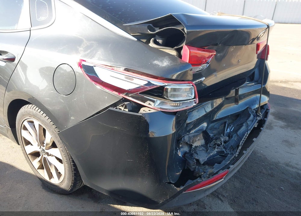 2016 KIA OPTIMA VIN: 5XXGT4L36GG010866