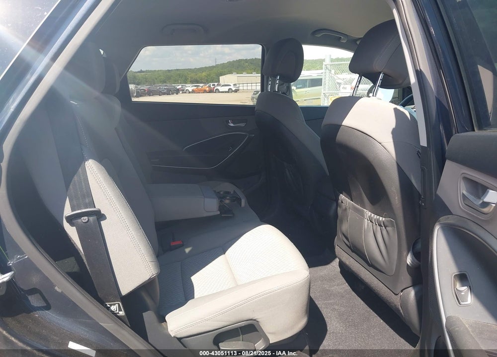 2018 HYUNDAI SANTA FE VIN: KM8SM4HF8JU275568