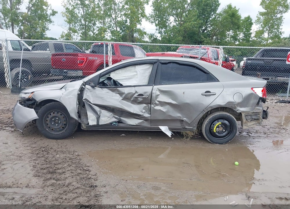 2013 KIA FORTE VIN: KNAFU4A21D5664870