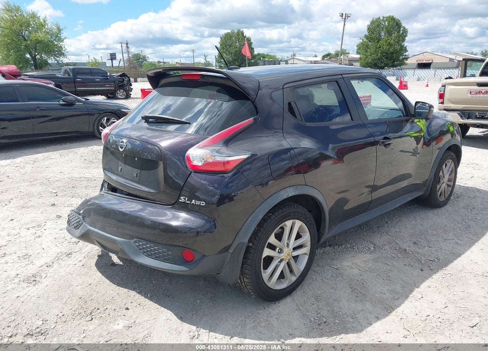 2015 NISSAN JUKE VIN: JN8AF5MVXFT558164