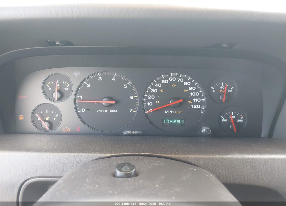 2000 JEEP GRAND CHEROKEE LAREDO VIN: 1J4G248S2YC302433