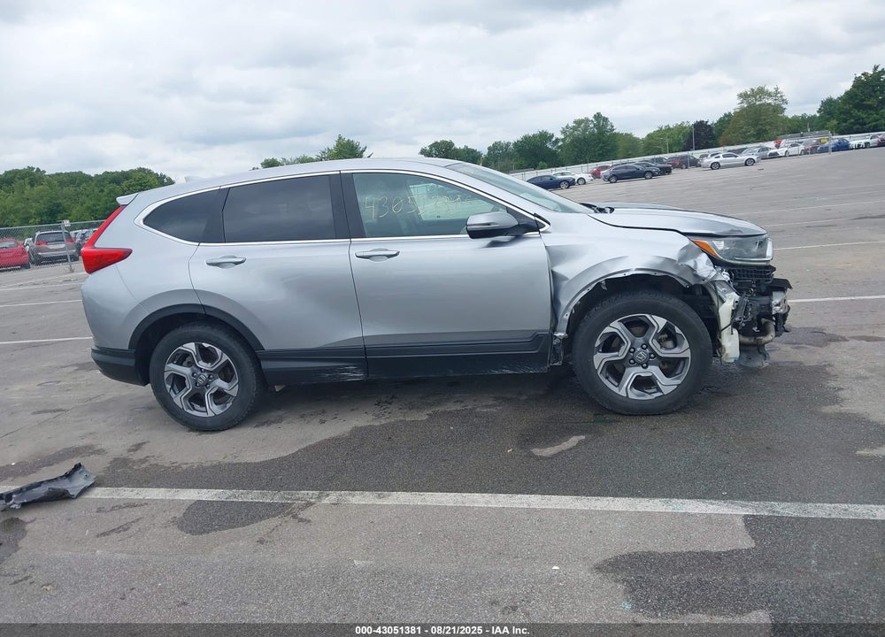 2017 HONDA CR-V VIN: 5J6RW2H88HL008833