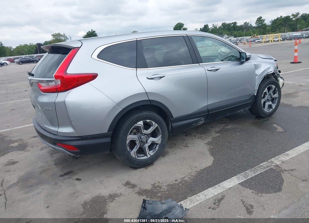 2017 HONDA CR-V VIN: 5J6RW2H88HL008833