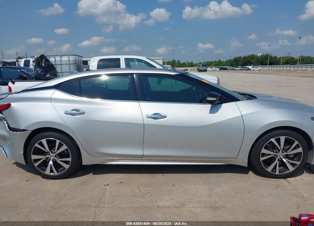 2017 NISSAN MAXIMA VIN: 1N4AA6AP3HC440827