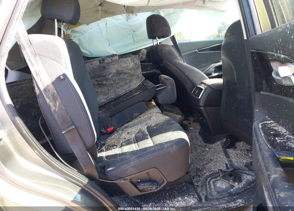 2017 KIA SORENTO VIN: 5XYPGDA51HG309381