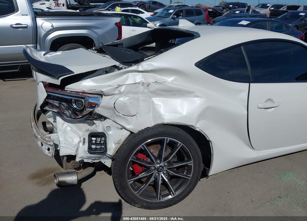 2020 TOYOTA GR 86 VIN: JF1ZNAA17L8753381
