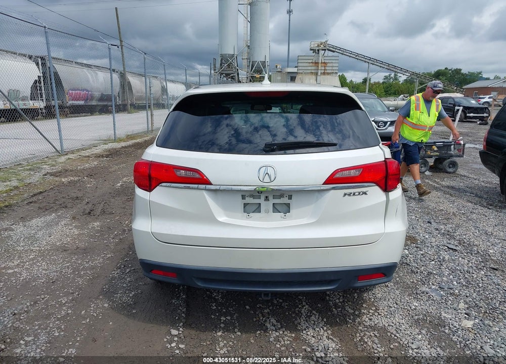 2015 ACURA RDX VIN: 5J8TB3H31FL009483