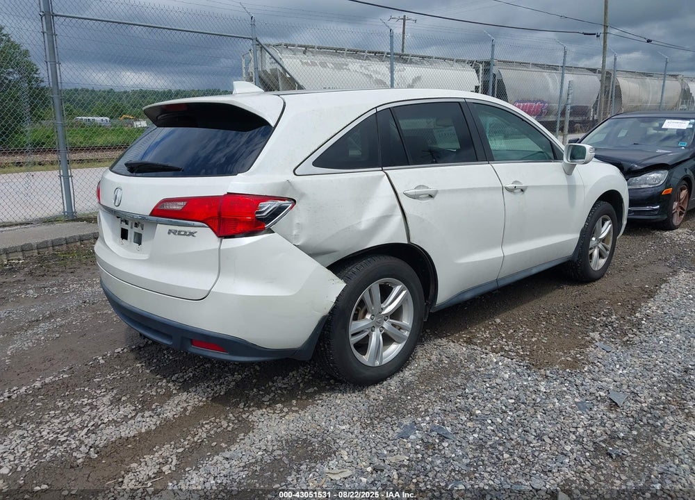 2015 ACURA RDX VIN: 5J8TB3H31FL009483
