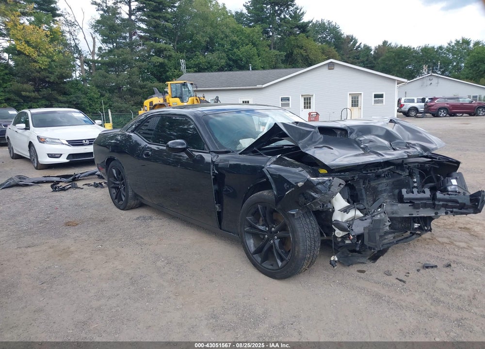 2016 DODGE CHALLENGER SXT VIN: 2C3CDZAG1GH195506
