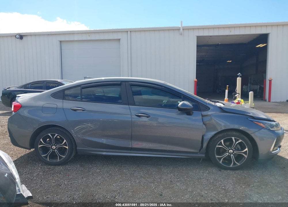 2019 CHEVROLET CRUZE LT VIN: 1G1BE5SM7K7110828