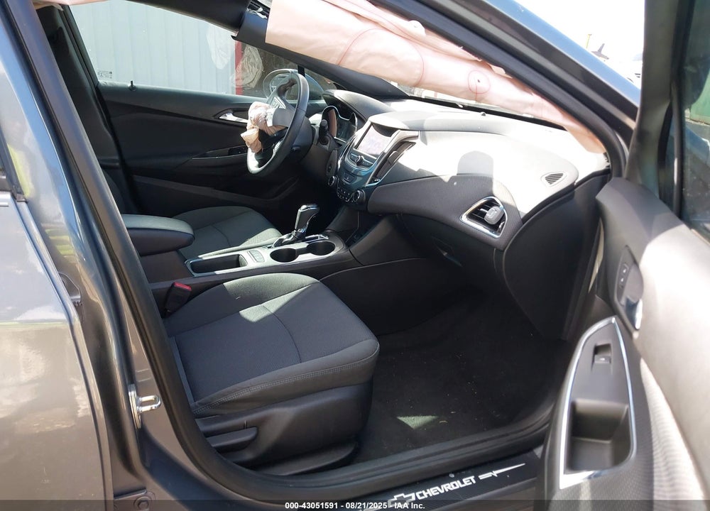 2019 CHEVROLET CRUZE LT VIN: 1G1BE5SM7K7110828
