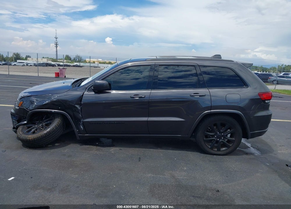 2020 JEEP GRAND CHEROKEE VIN: 1C4RJEAG2LC428846