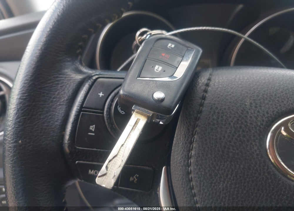 2018 TOYOTA COROLLA IM VIN: JTNKARJE4JJ568960
