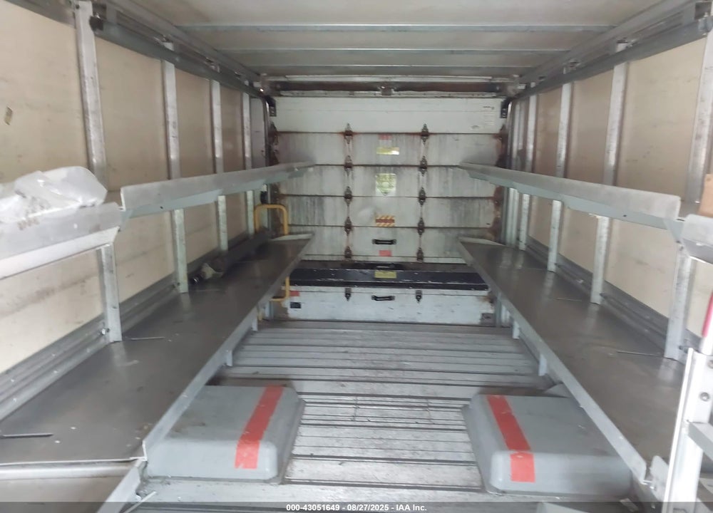 2013 ISUZU COMMERCIAL VAN VIN: JALB4T172D7W01206