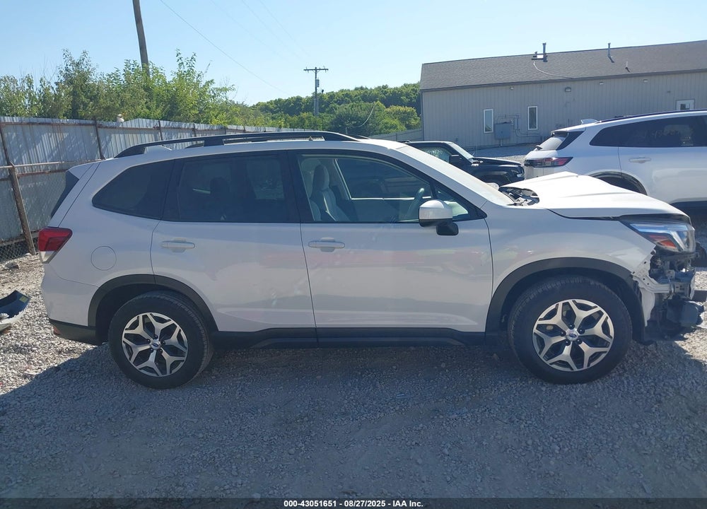 2021 SUBARU FORESTER VIN: JF2SKAFC1MH509971