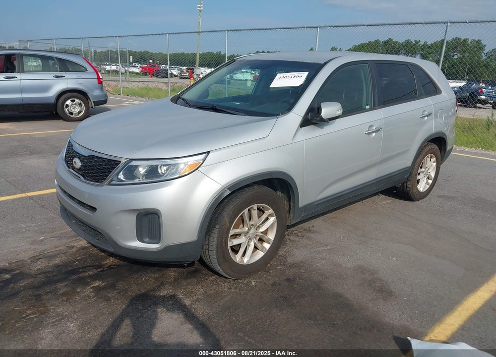 2015 KIA SORENTO VIN: 5XYKT3A66FG550620