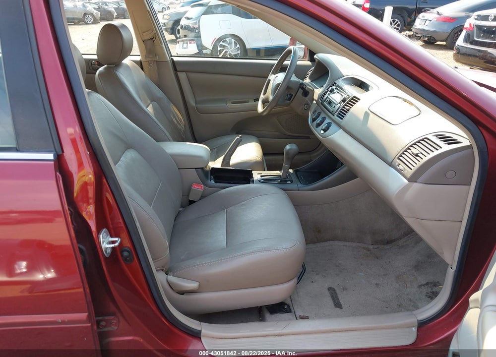 2004 TOYOTA CAMRY LE VIN: 4T1BE32K54U298811