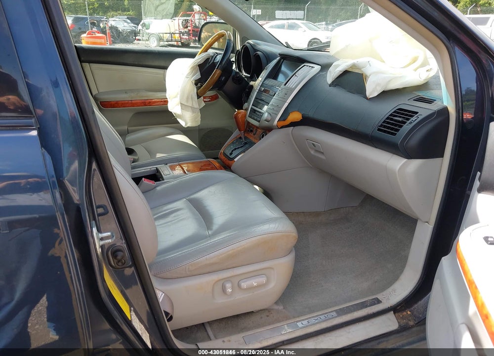 2005 LEXUS RX 330 VIN: 2T2HA31U85C043447